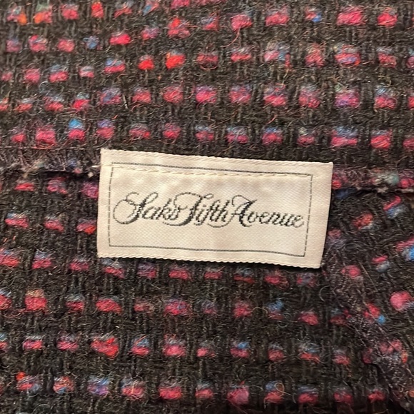 1980s Sak’s Fifth Avenue jacket. Size 8 - please see measurements below. - Picture 8 of 12